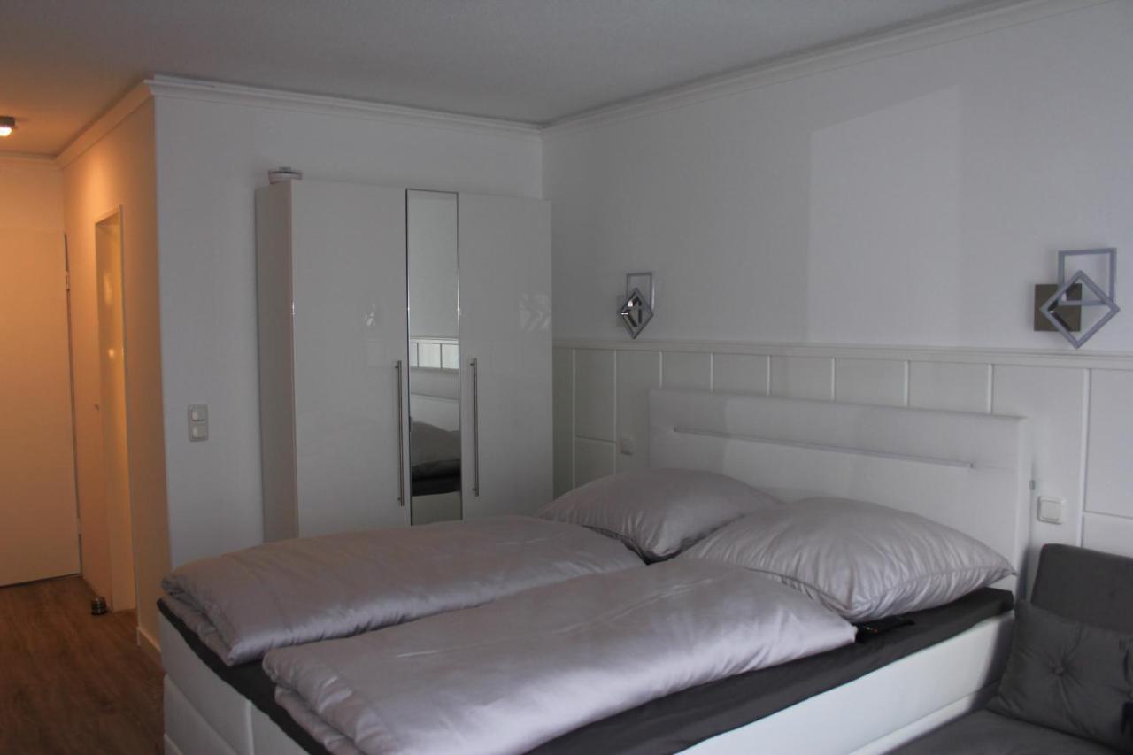 Moderne Und Helle Ferienwohnung Am Ploener See Bosau Εξωτερικό φωτογραφία